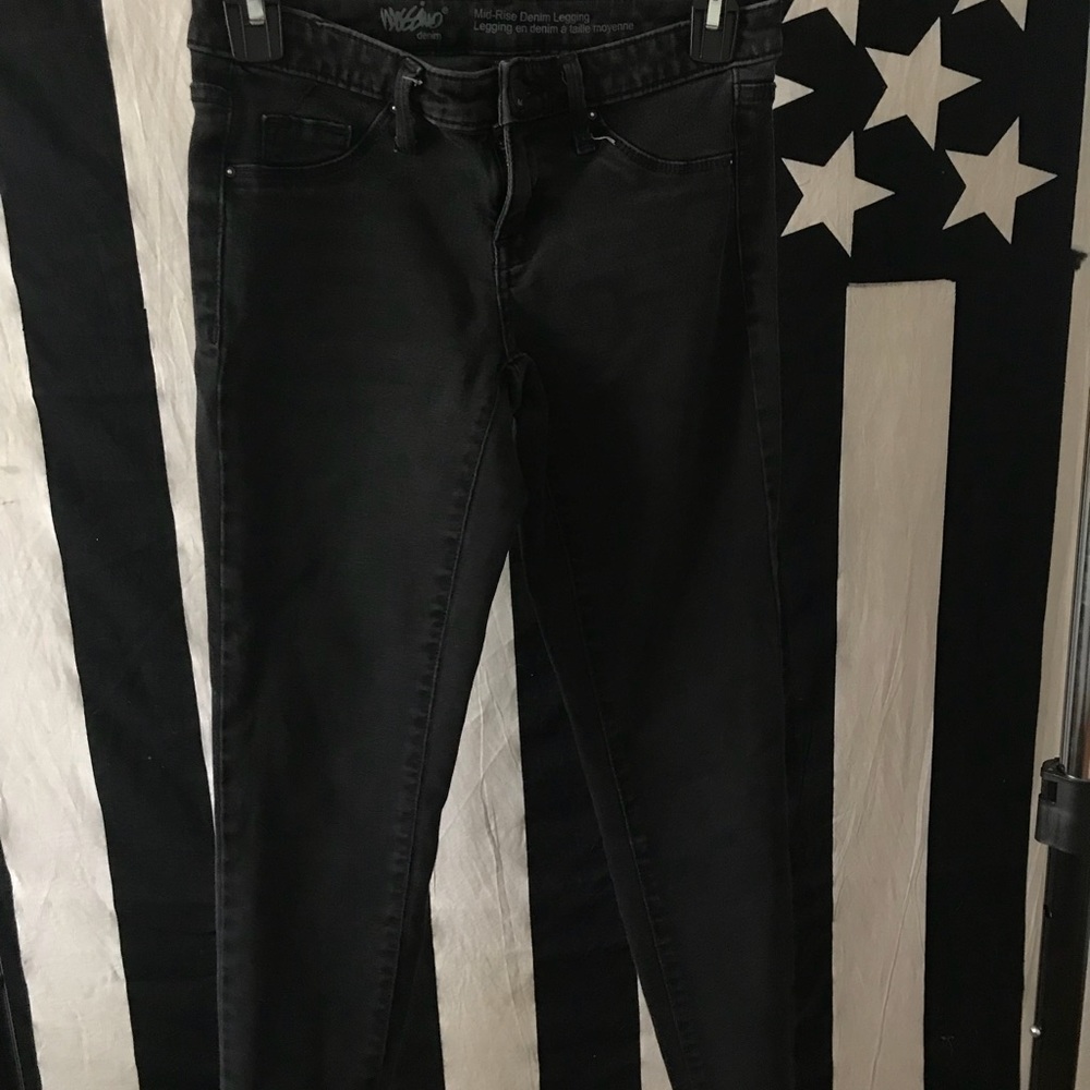 Mid-Rise Black Skinny Jeans